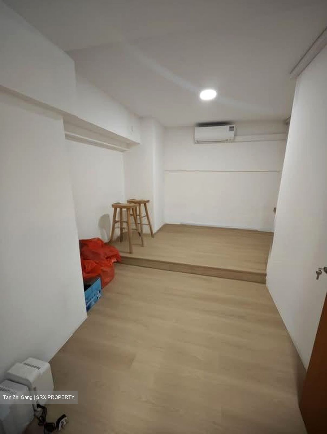 Invest Ho Building (D13), Factory #566788961